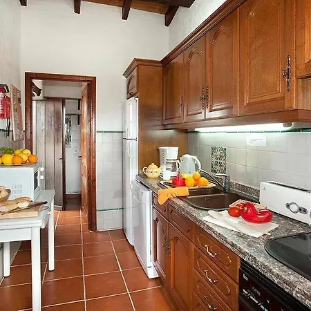 Lovely Stone-clad With Large Garden By Renthousing